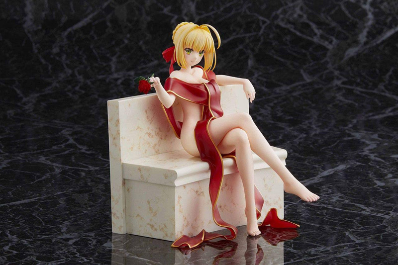 Fate Extra Last Encore Saber Bathrobe Ver. 1/7 Scale Figure picture