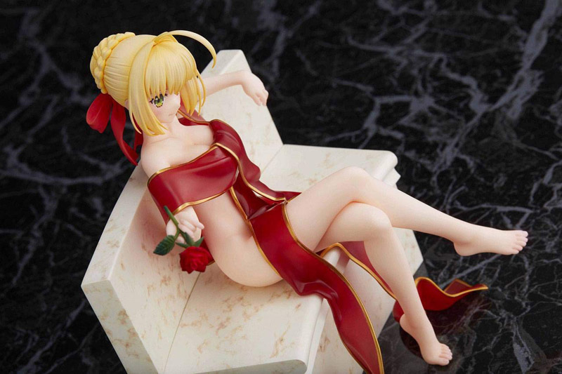 Fate Extra Last Encore Saber Bathrobe Ver. 1/7 Scale Figure picture