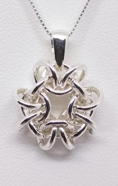 Large Vipera Star Chainmaille Pendant