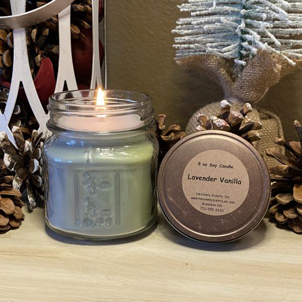 Lavender Vanilla 8 oz Soy Candle picture