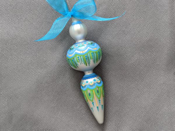 Lime and Blue Vintage Inspired Ornament picture