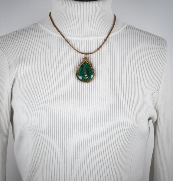 Malachite and bronze wire woven pendant picture