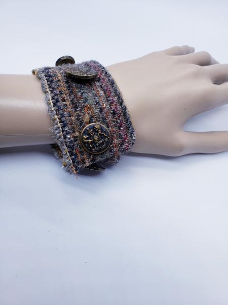 Fabric cuff bracelet