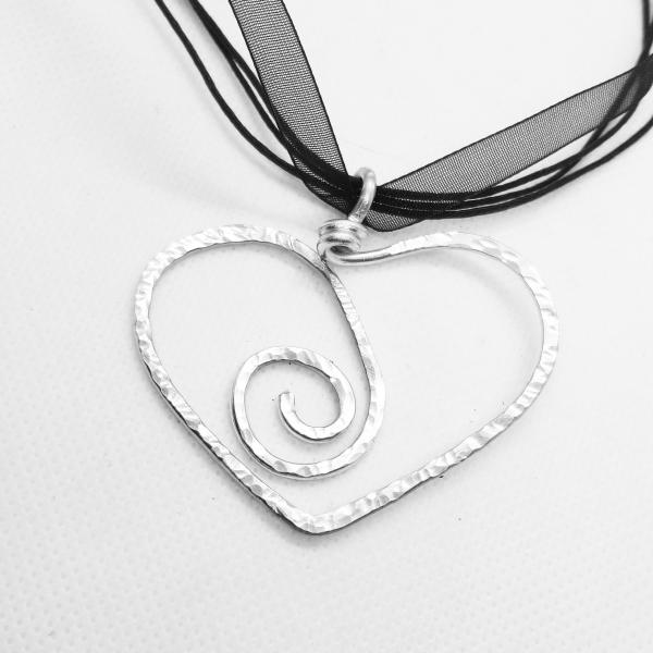 Silver Swirl Heart necklace picture