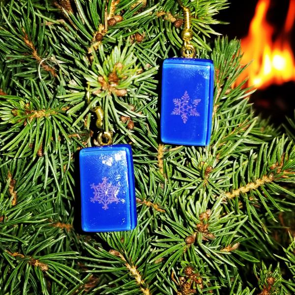 24 carat gold snowflake earrings in blue glass