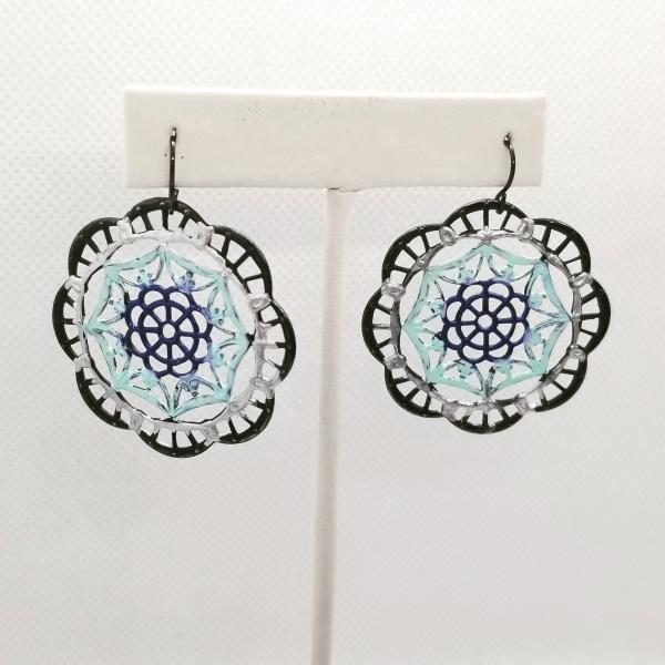 Painted snowflake filigree earrings picture