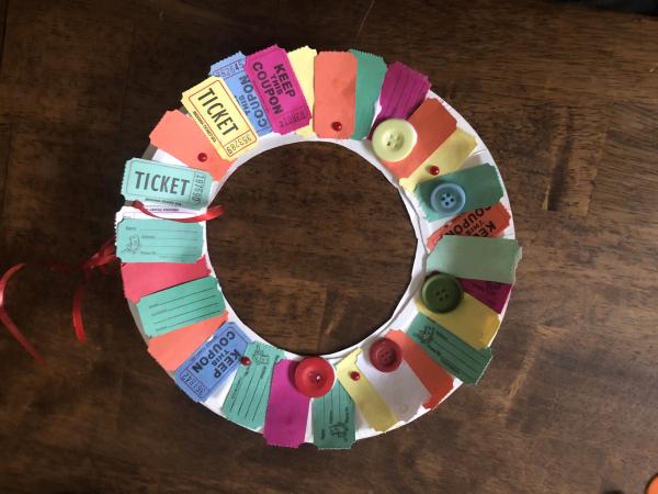 Paper Plate Wreath picture
