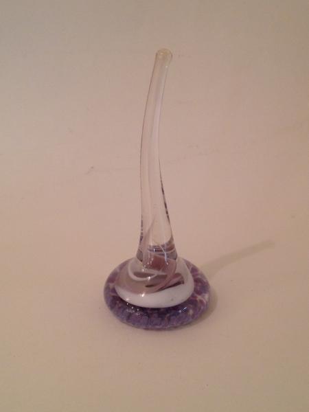 Ring holder - Violet & White picture