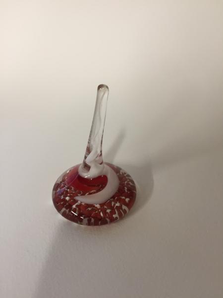 Ring Holder - White and Red picture