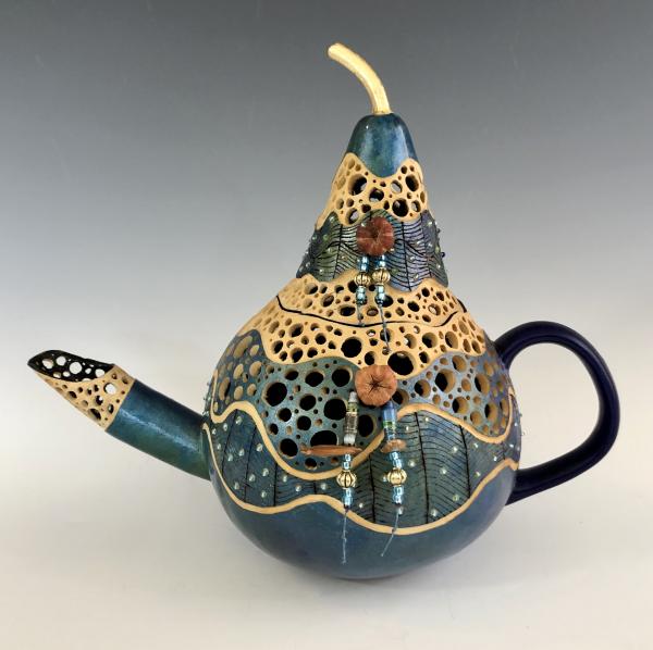 Teapot Cucurbita with Carrotwood Pods picture