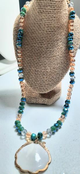 Golden Ocean Pearls Necklace and Bracelet Set