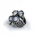 FLOATING PEARL VINE RING