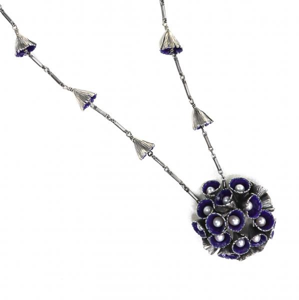 FLUTE BURST NECKLACE picture