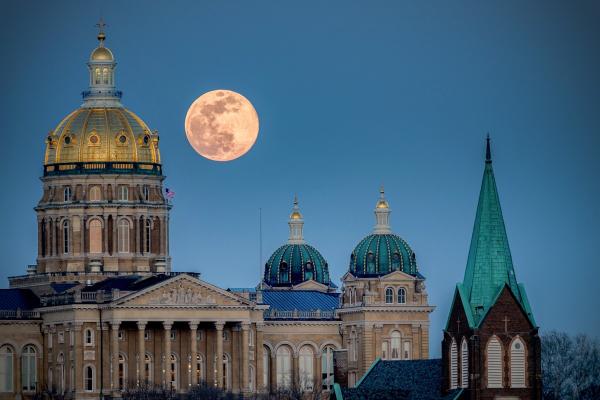 Pink Supermoon over Capitol #2