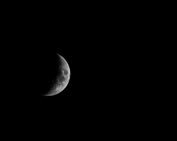 Crescent Moon in the Dark