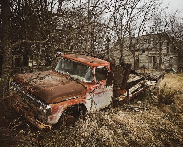 Lloyd's Truck picture