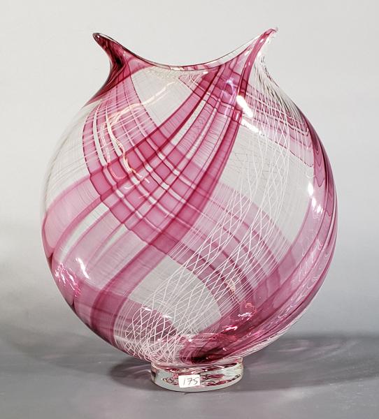 pink vase picture