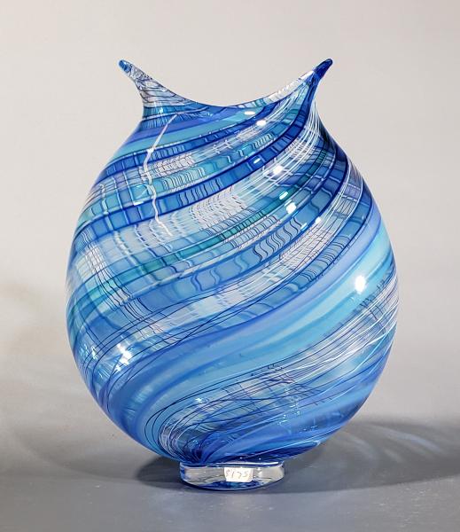 Blue vase picture