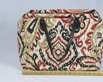 Grande carpetbag picture