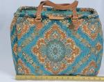 Grande carpetbag