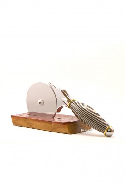 Pizza Cutter - Ebony & Ivory color