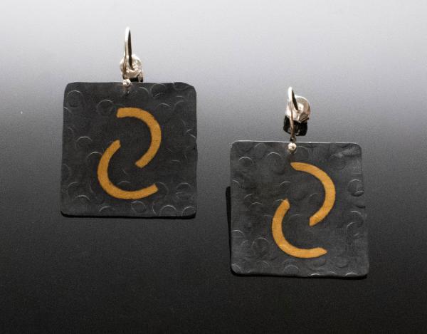 Keum Boo Square Earrings with Half Circles picture