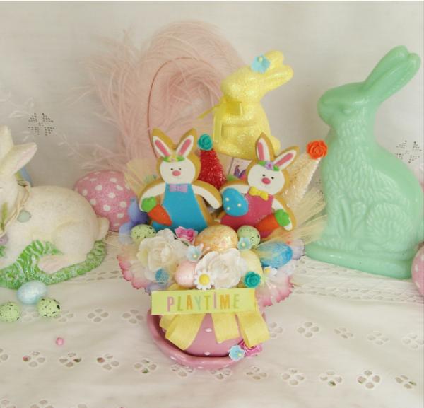 Pink Polka Dot Easter Centerpiece picture