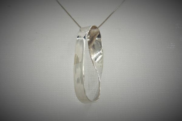 Moebius Strip Pendant - 32703 picture