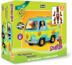 Scooby-Doo Mystery Machine Revell Model Kit BONUS Fred Scooby Daphney Figures picture