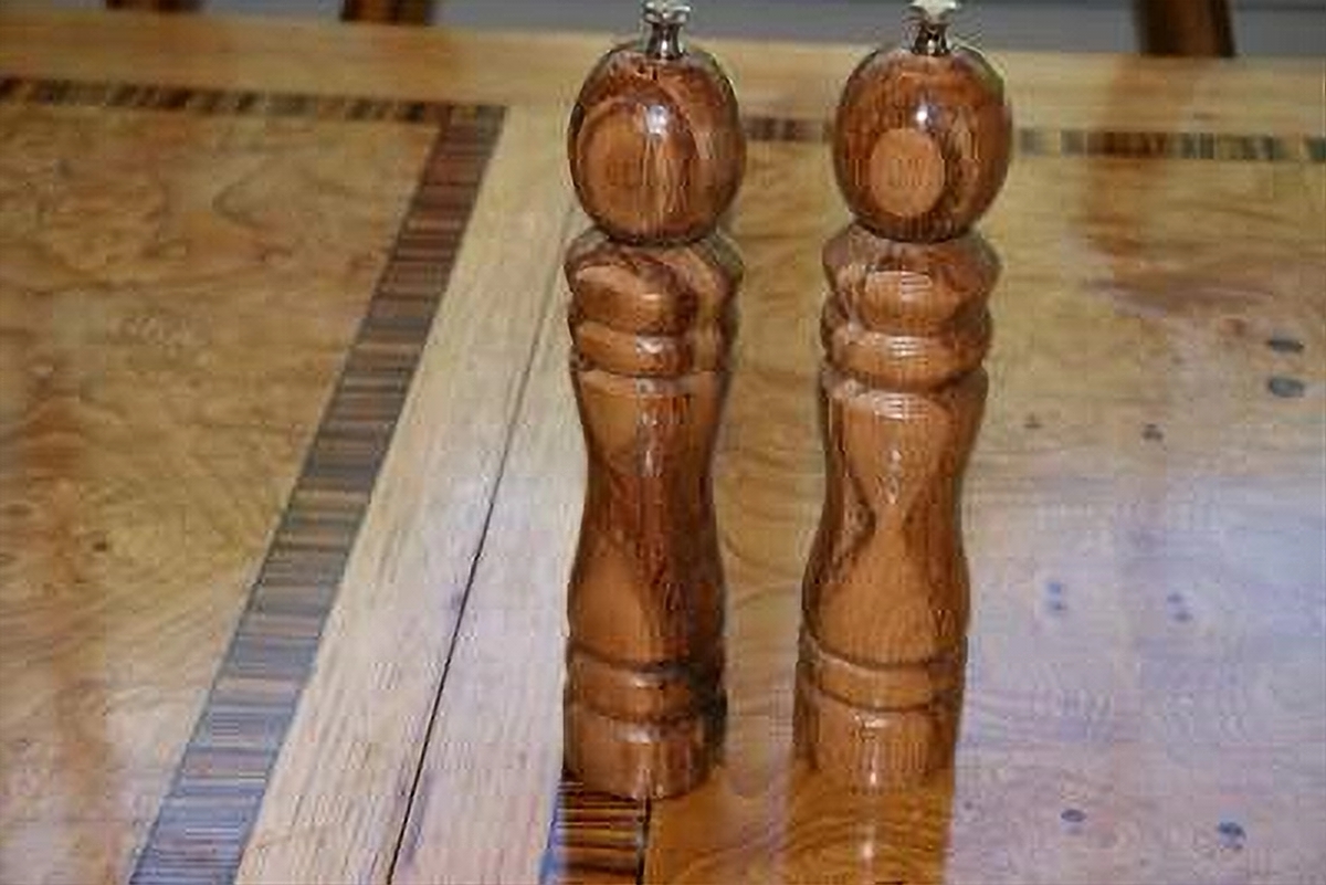 Salt and Pepper Mills picture