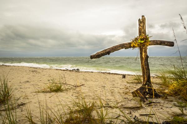 Captivating Cross picture