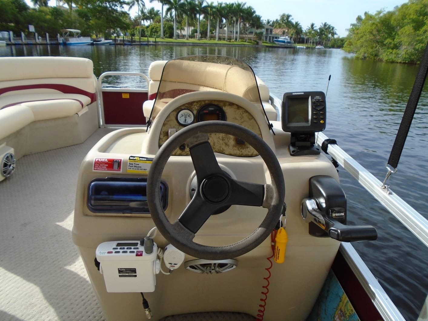 Boat 8 - 22' Berkshire picture