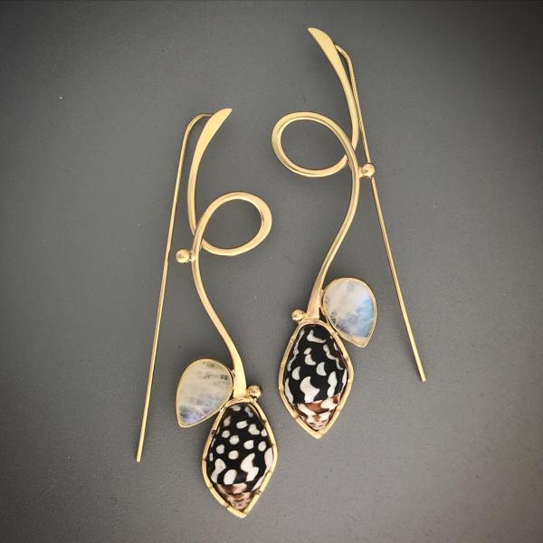 dove shell earrings