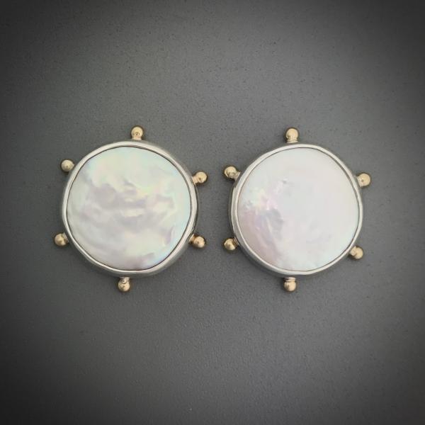 coin pearl stud earrings picture