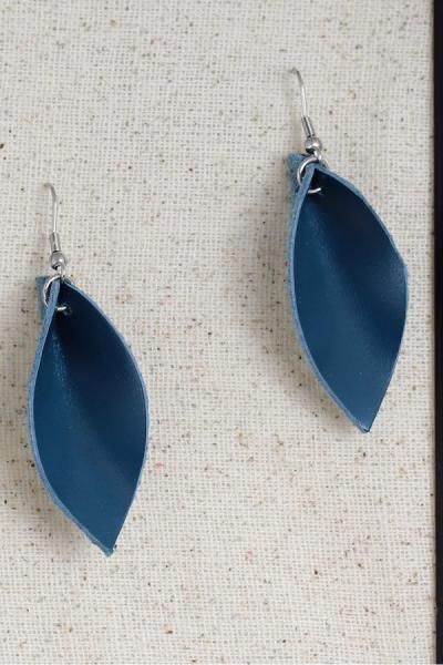 Single Leaf Earrings picture