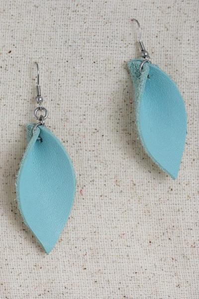 Single Leaf Earrings picture