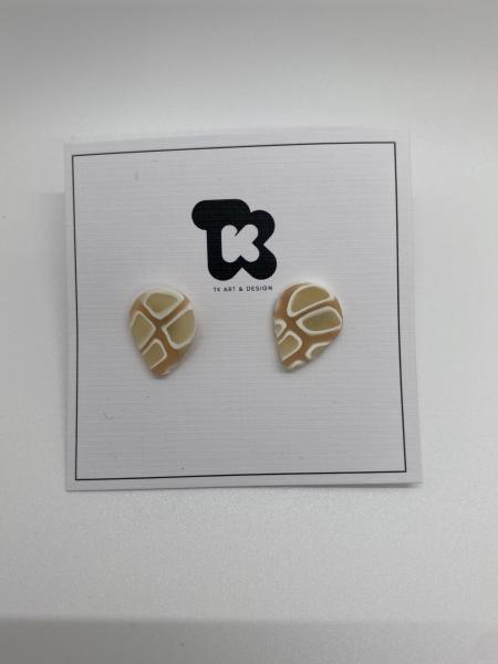 Pink Giraffe Print Studs picture