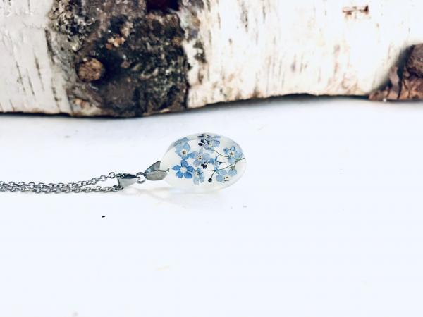 Forget me not necklace picture