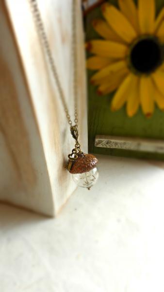 acorn necklace picture