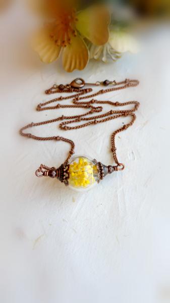 Yellow terrarium necklace picture