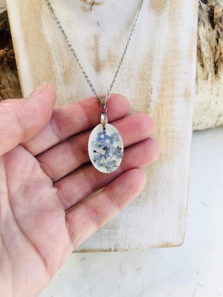 Forget me not necklace picture