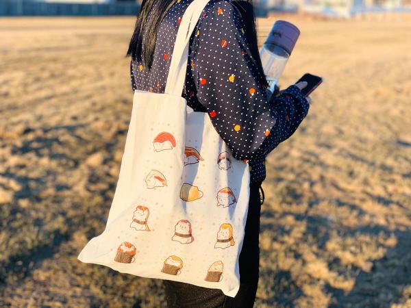 Prompto the Samoyed Tote Bag - Sushi picture