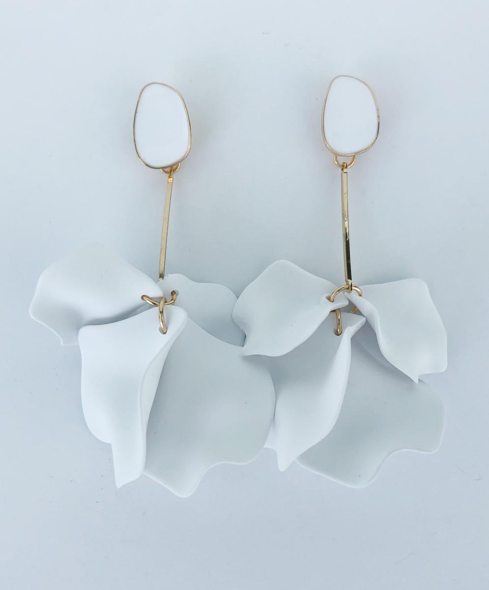 Gold and resin earrings picture