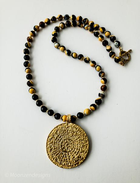 Greek Phaistos Disc Pendant/Yellow,Black Agate Beads Necklace picture