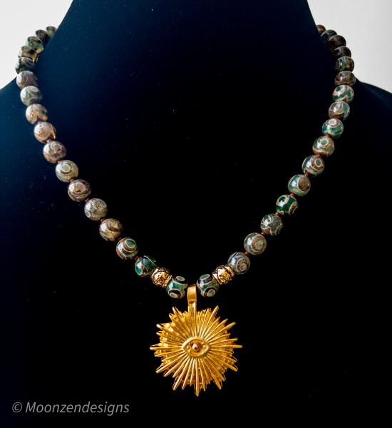 Tibetan Dzi Agate/Matte Gold Evil Eye Sun Ray Pendant Necklace