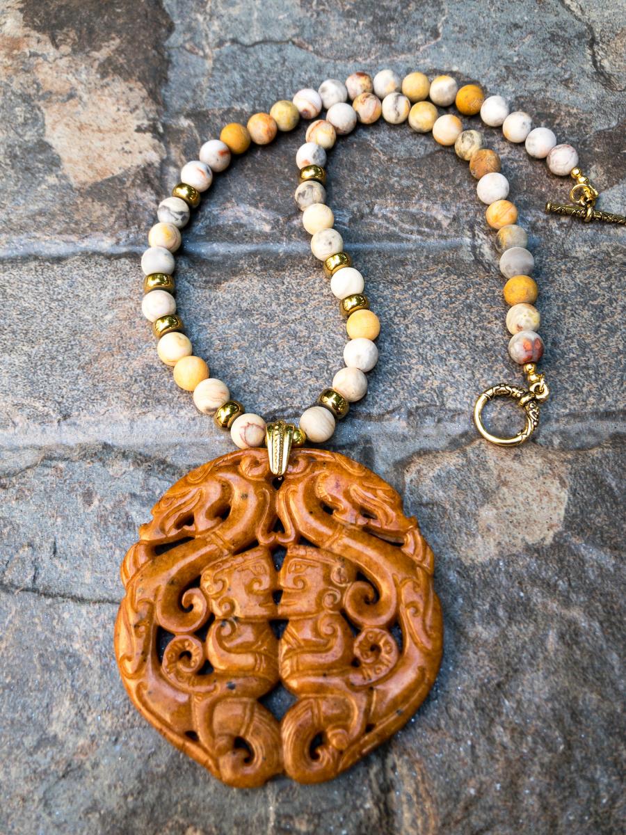 Jade Pendant with Agate Beads Necklace picture