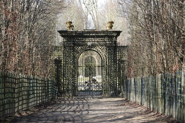 Versailles Garden picture