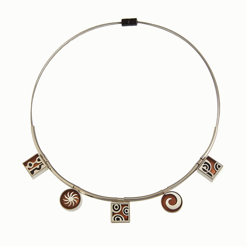 3417 Five element necklaces picture