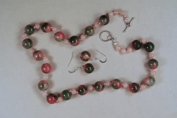 Zoisite with Rose Quartz Necklace picture