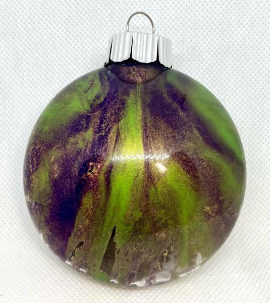 Acrylic pour christmas ornament picture